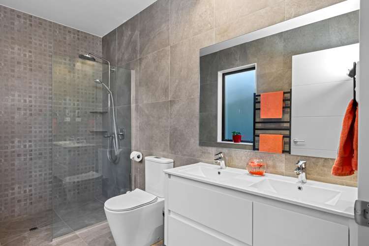 61 Symes Drive Red Beach_20