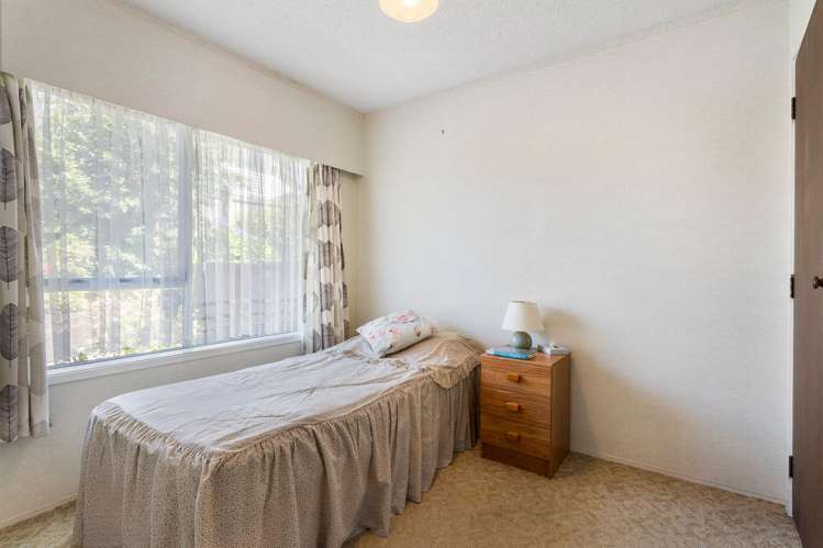 2/4 Dalwhinnie Parade Highland Park_8