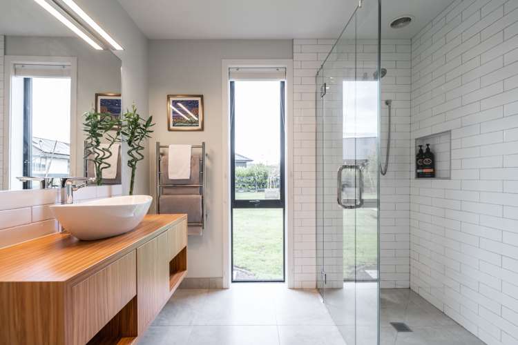 26 Alan Livingston Drive Cambridge_15