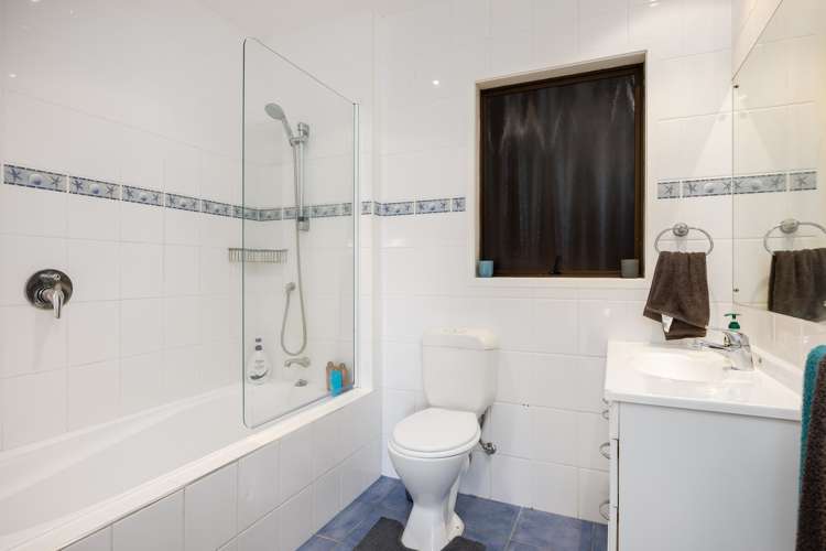 49 Polkinghorne Drive Manly_31