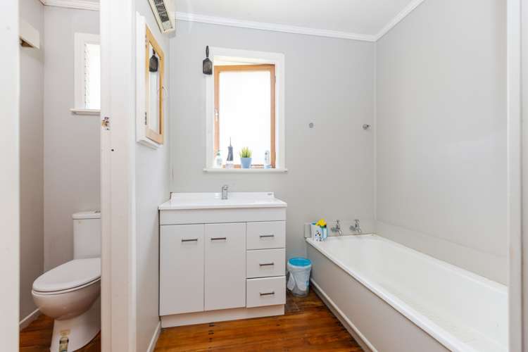 207 Bankwood Road Chartwell_14