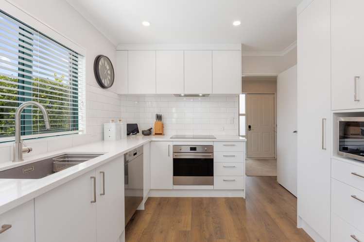 4 Midshipman Court Gulf Harbour_7