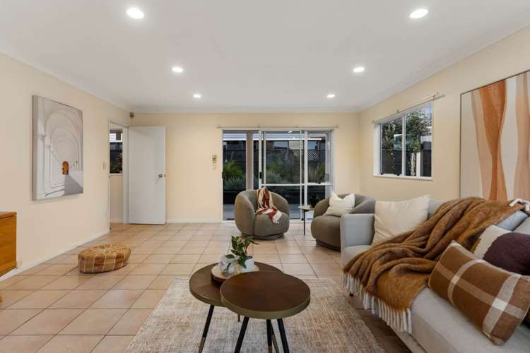 18 Lavas Place Mt Wellington_12