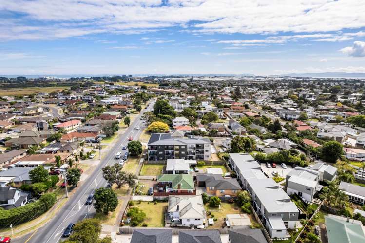 525 Massey Road Mangere_18