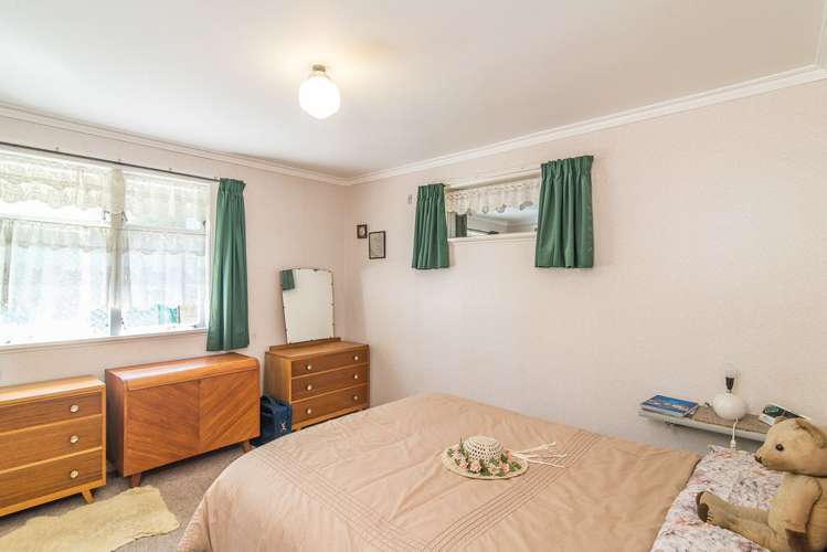 117 Tauhinu Road Miramar_10