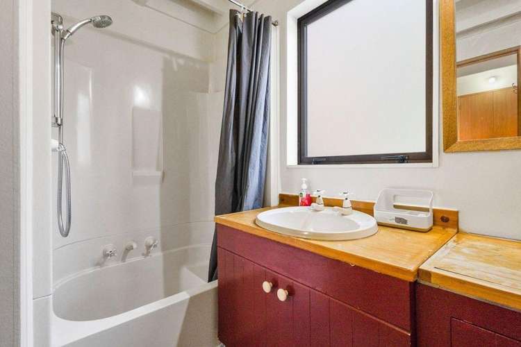 2/23 Moore Street 1218_6