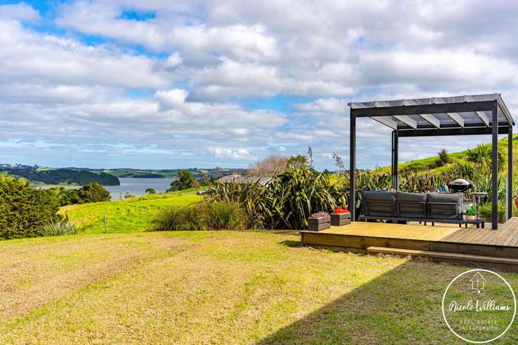 297 Heatley Road Whakapirau_40