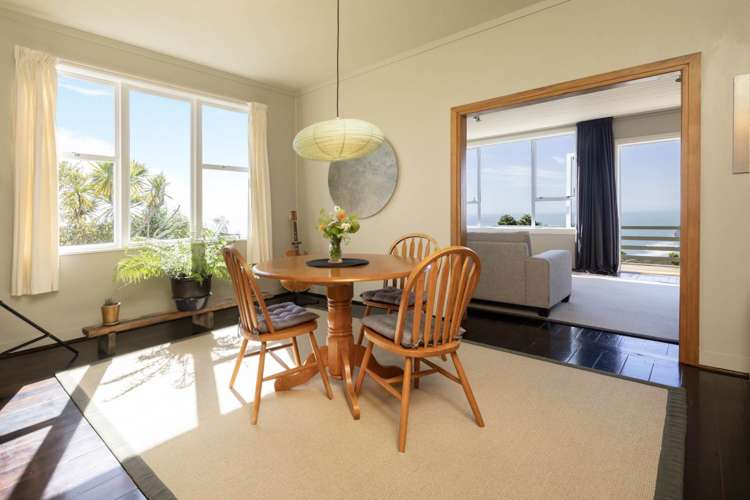 41 Te Ahuahu Road Piha_5