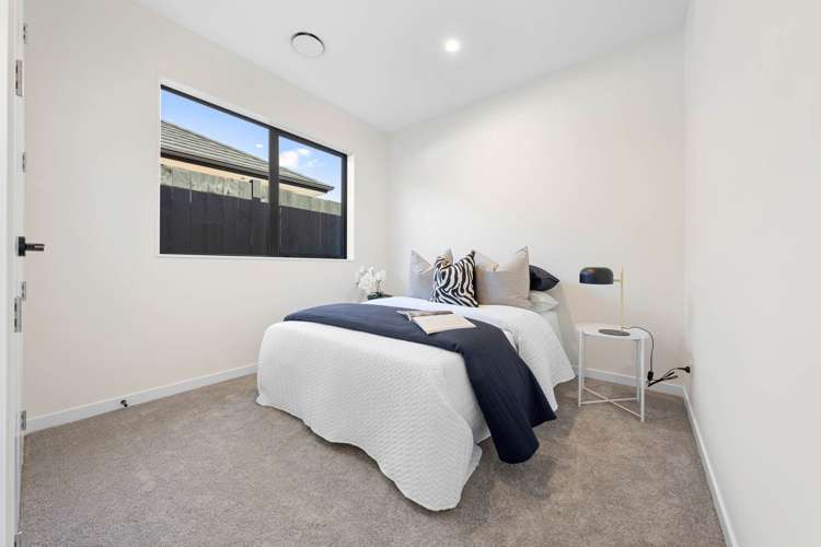 16 Milldale Drive Wainui_16