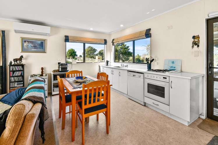 74 Woodhouse Road Patumahoe_29