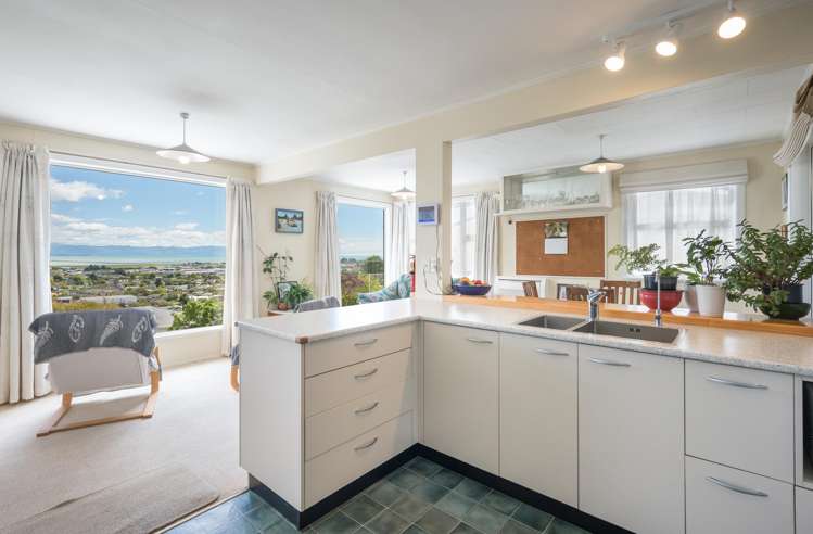 103 The Ridgeway Stoke_3