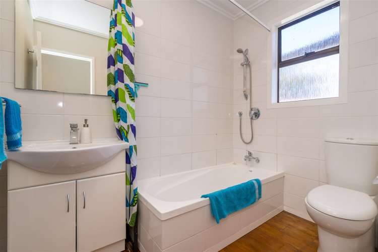 41 Three Mile Hill Road Halfway Bush_13