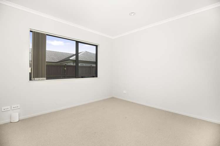 10 Creda Road Wattle Downs_10