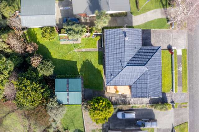 82 Guy Street Dannevirke_2