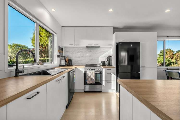 66 Thompson Street_5