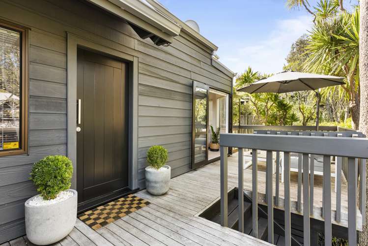 2/44 Colonial Road Birkenhead_16