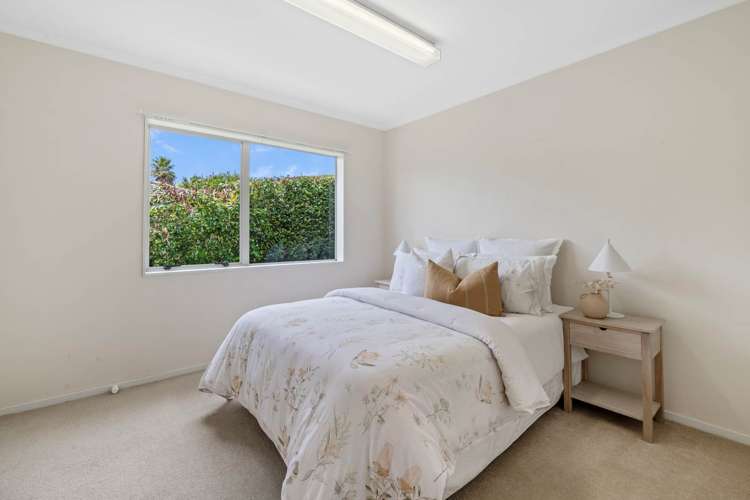 22 Vanderbilt Parade Albany_12