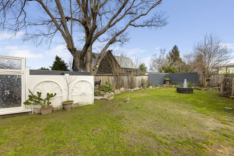 17 Holyhead Street Outram_18