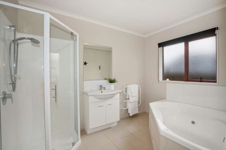 1 Percy Kinsman Crescent Riverstone Terraces_9