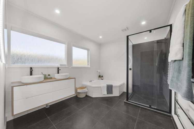 53 Cyclarama Crescent Massey_7
