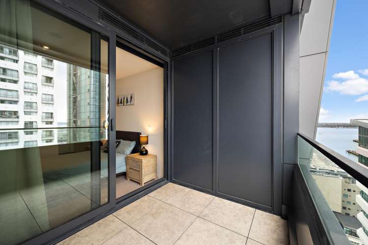 2005/10 Commerce Street Auckland Central_40