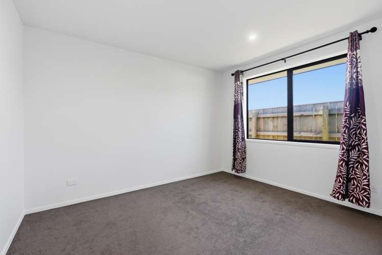 9 Pukatea Street Hawera_21