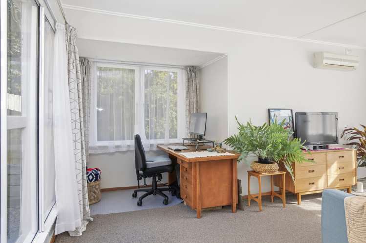 8A - 8B Devon Place Cannons Creek_6