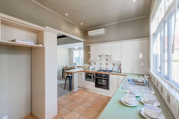 6 Erson Avenue Royal Oak_9