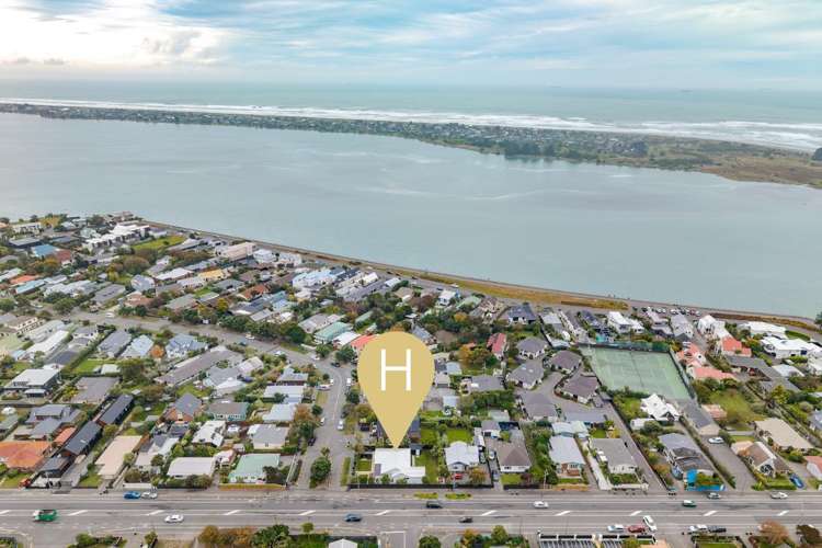 2 Celia Street Redcliffs_28