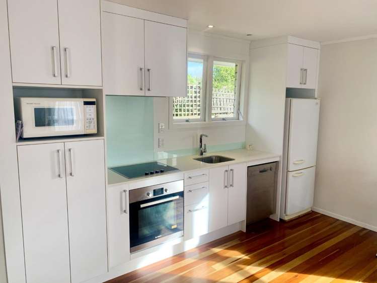 12A McDowall Place 10469_6