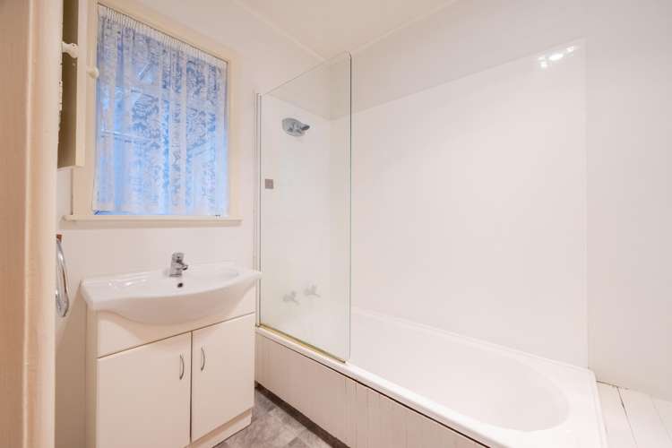 83 Taradale Road Onekawa_13