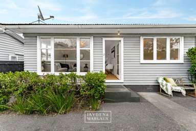 131B Penrose Road_4