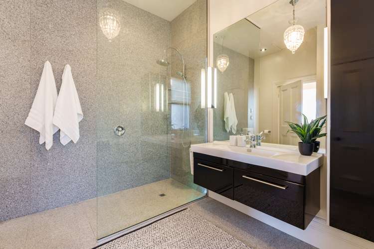 2 Carson Street Mornington_14