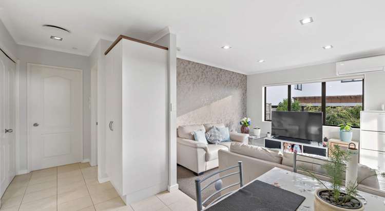 56A Brooke Ridge Rise East Tamaki Heights_1