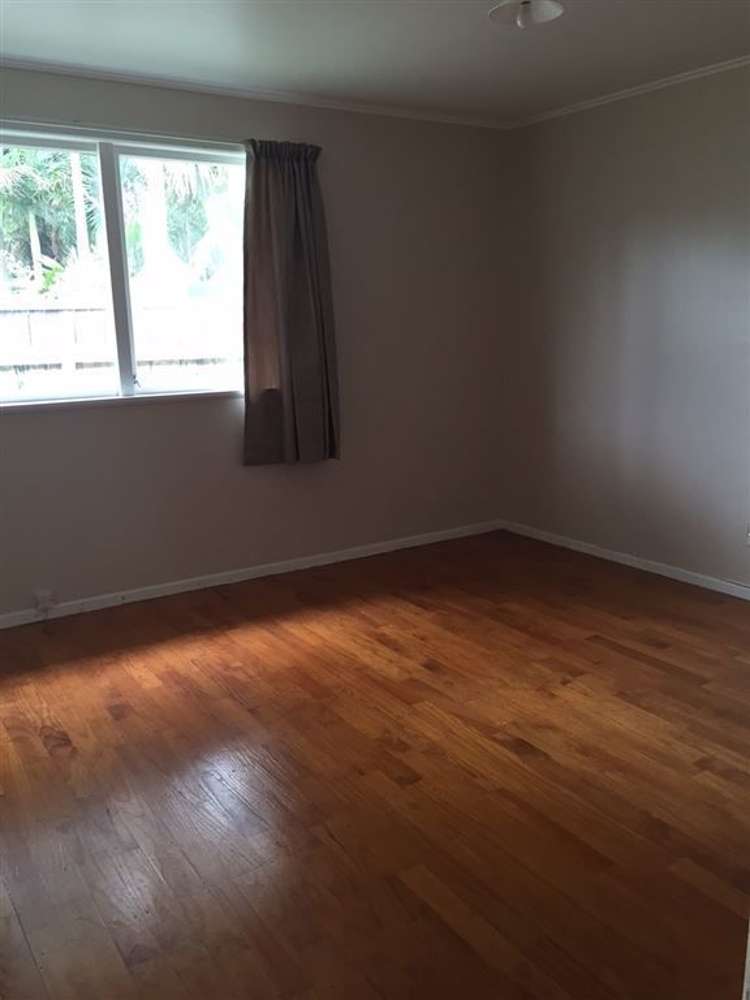 48 Lauderdale Road Birkdale_10