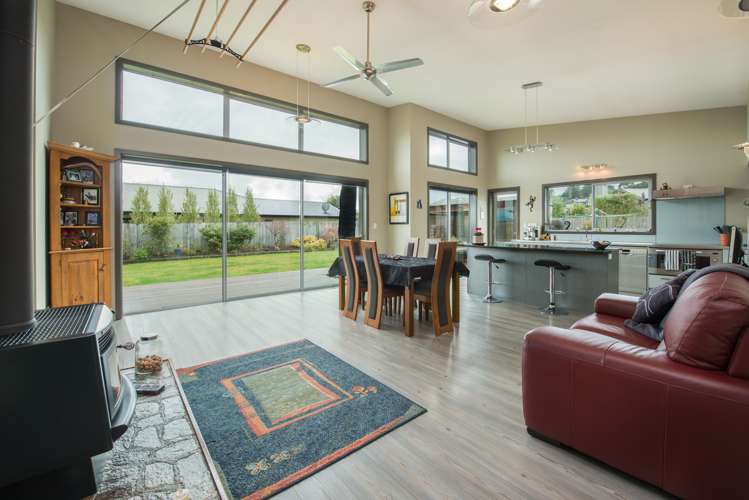 16 Irwin Logan Drive Mosgiel_6