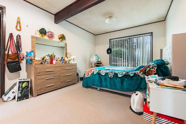 2 Yarra Place Botany Downs_12