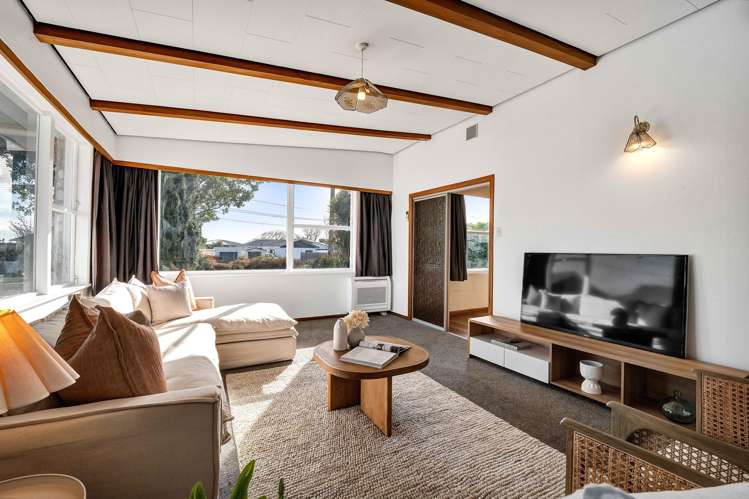 173 Tukapa Street Westown_1