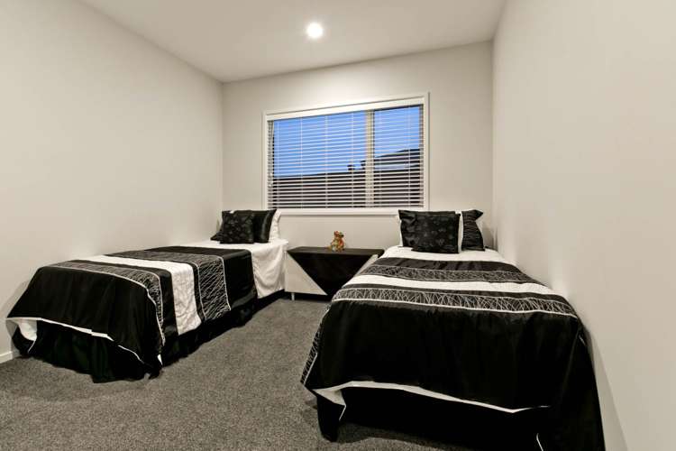 64 Colonial Drive Silverdale_49