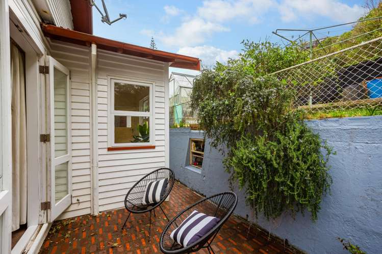 62 Severn Street Island Bay_13