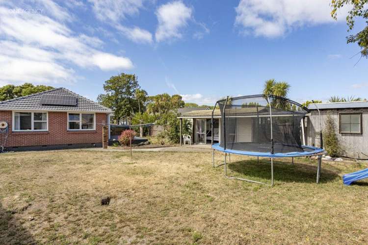 170 Shortland Street Aranui_24