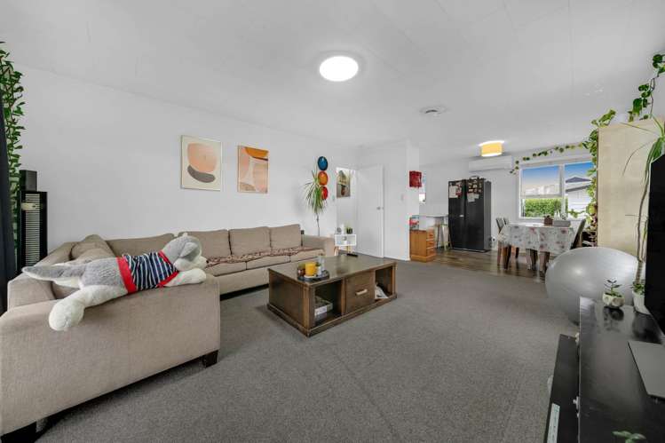 21 Ben Lora Place Mangere East_16