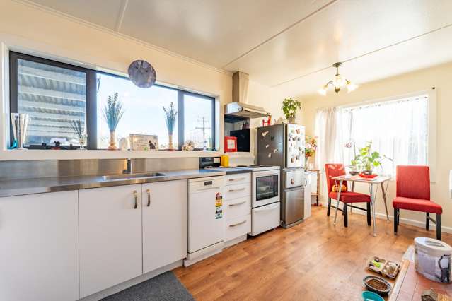 24 Main South Road, Makikihi Waimate_1