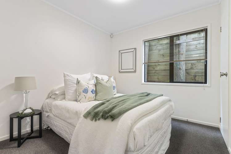 64/8 Flynn Street Birkdale_11