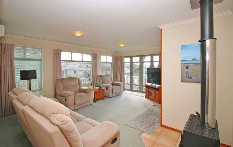 2 Thornlea Drive Welcome Bay_8