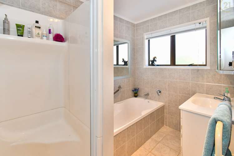 5 Prestwick Place Wattle Downs_6