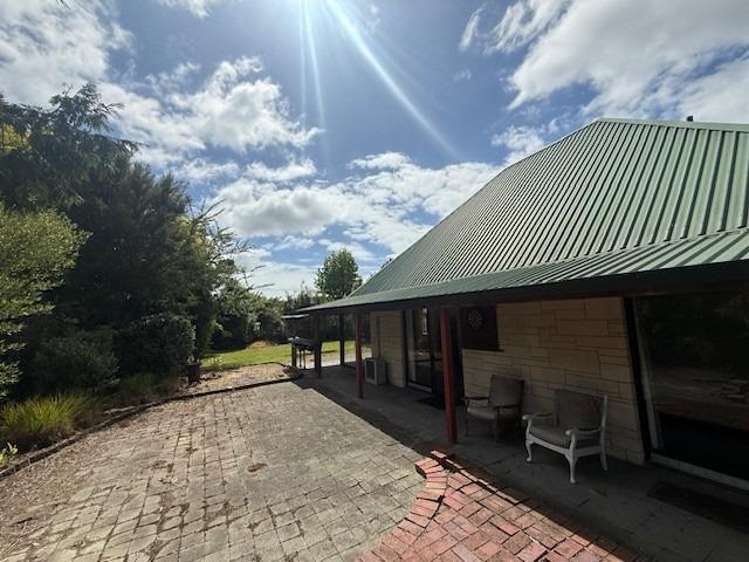 51 The Coastal Highway 9241_9