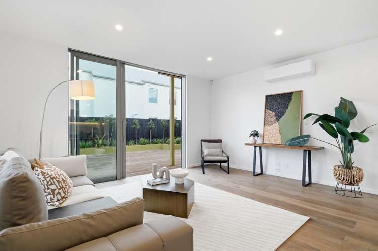 1/42 Browns Road St Albans_8