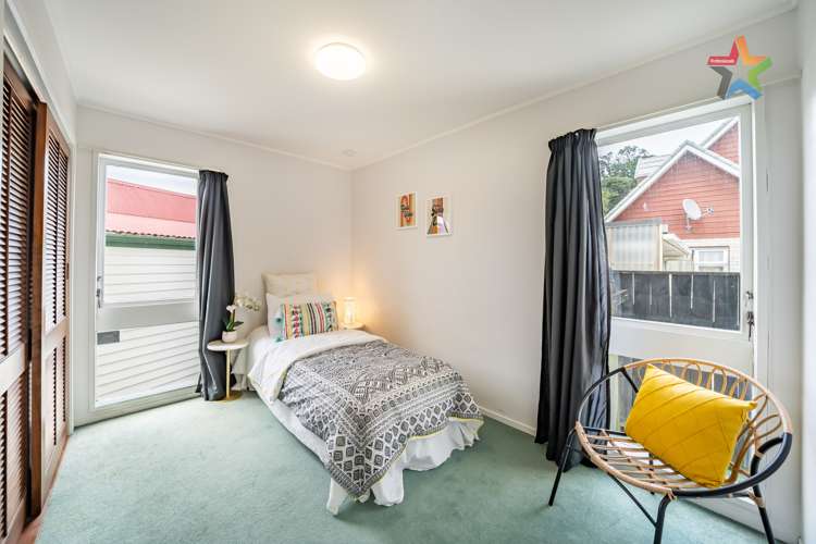 3 Mcenroe Grove Naenae_11