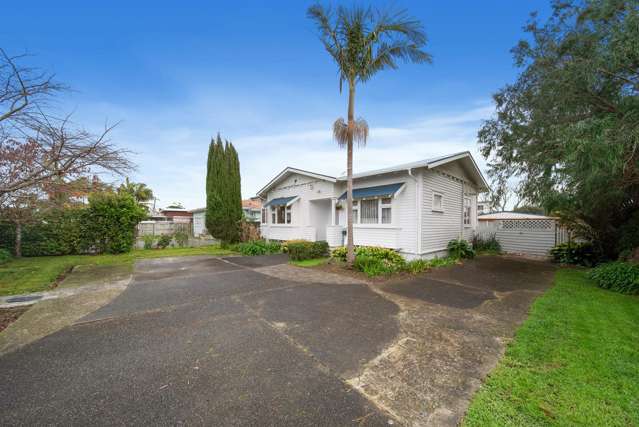 Classic Bungalow looking for New Owner.